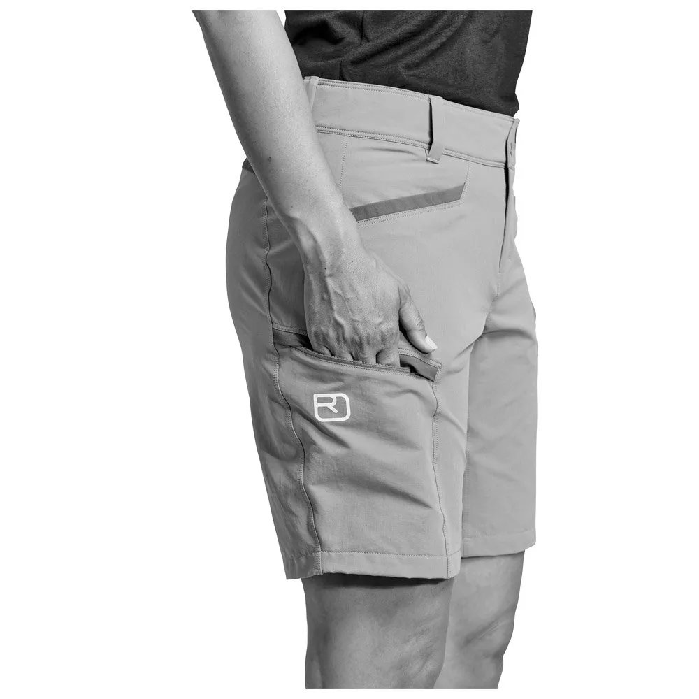 Pantalón corto de trekking Ortovox Pelmo Short W Deep Ocean