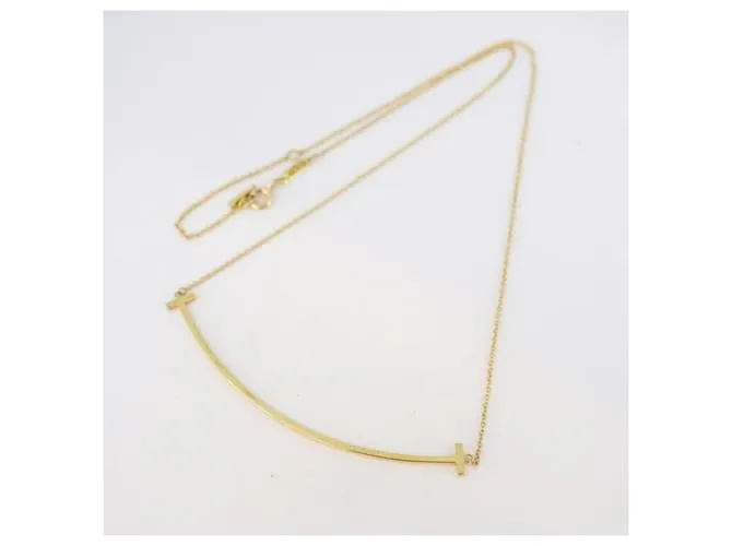 Tiffany & Co Collar Tiffany T Smile Large en oro amarillo de 18K 