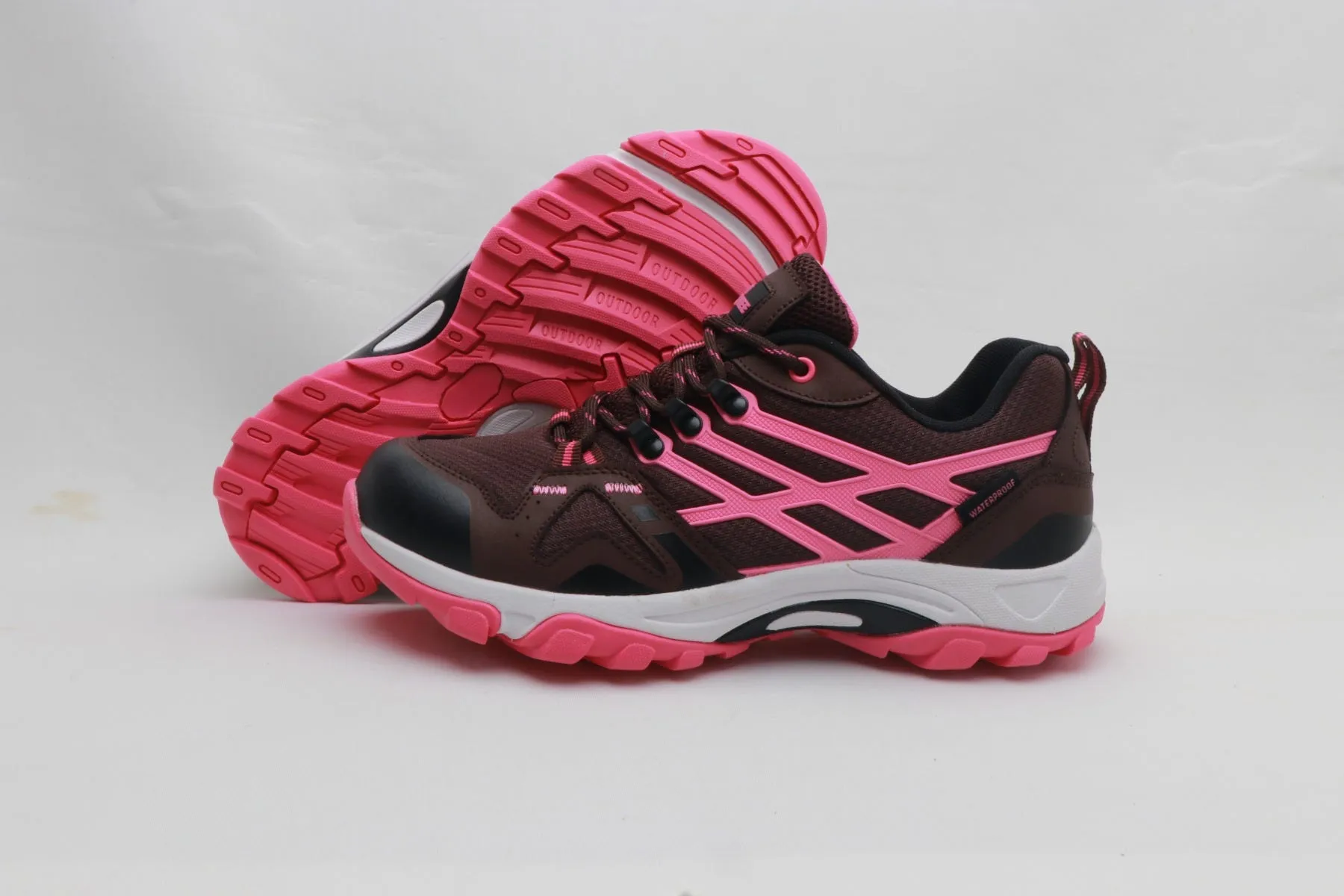 Zapatillas Outdoor Mujer La Tournee North Low Cut Burdeo