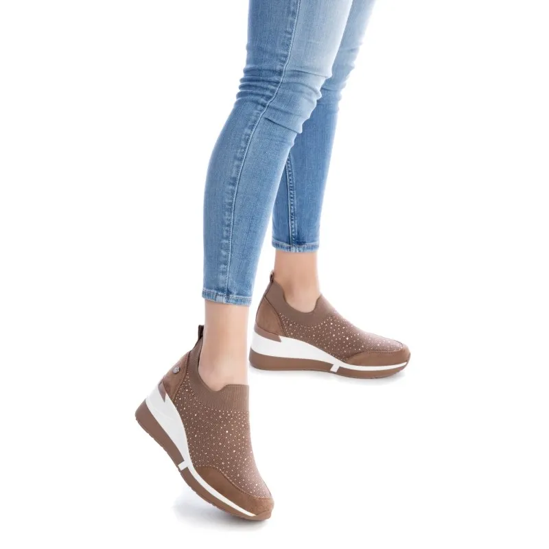 Zapato de mujer XTI 140058 Taupe