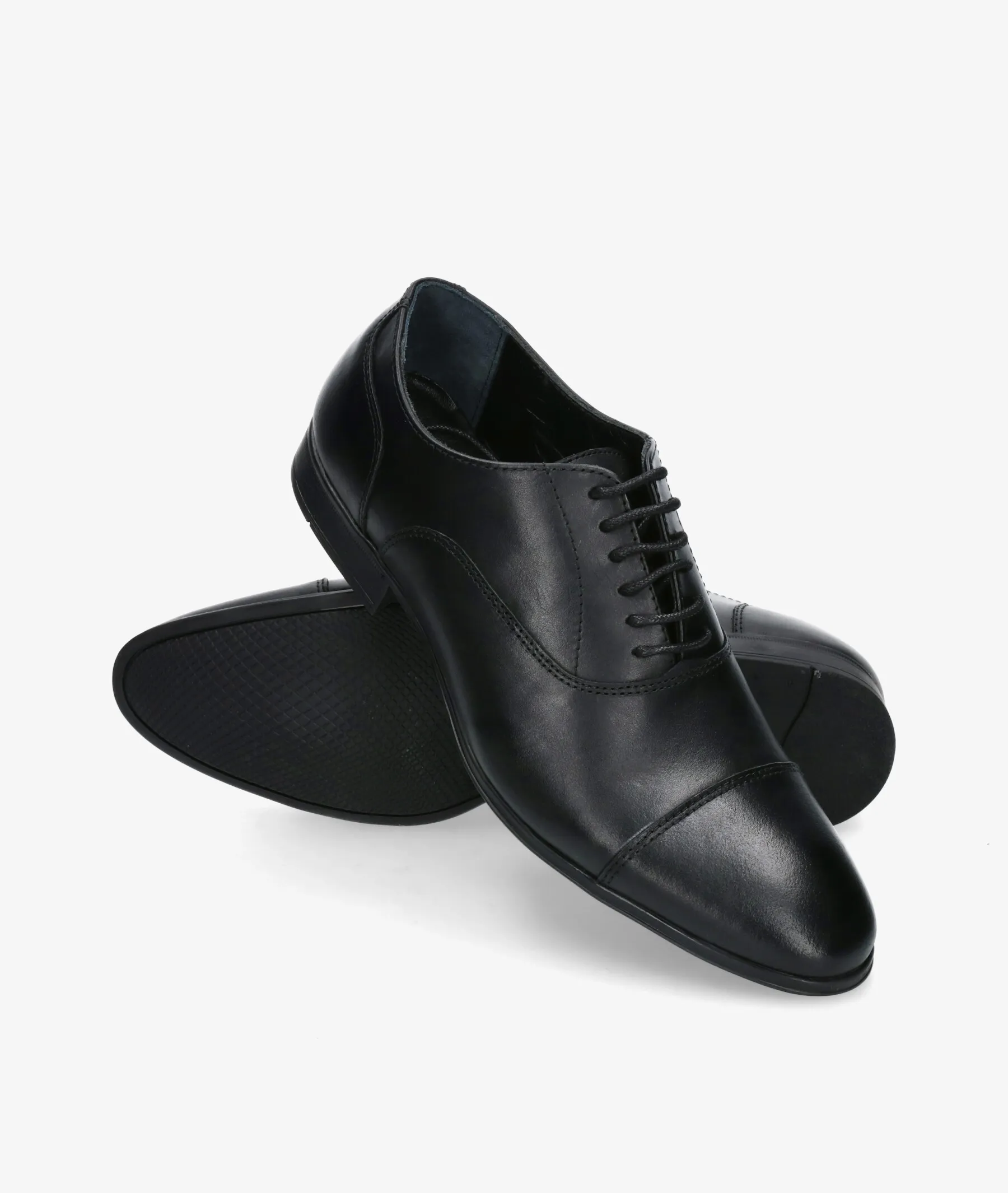 Zapatos de vestir Traveris MURCIA M-31 en negro