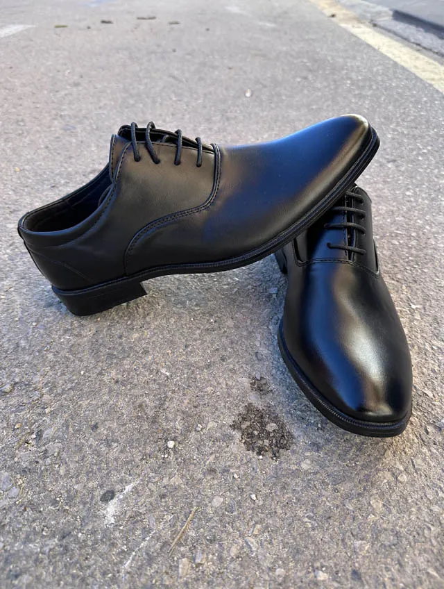 Zapatos negros de vestir  para hombre